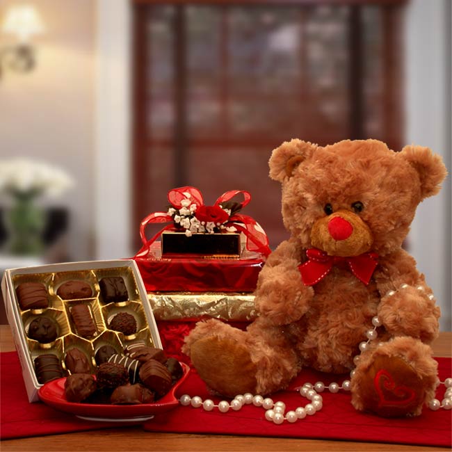 Big-Hugs-True-Love-Teddy-Bear-and-Chocolate-Gift-Set-L14093444